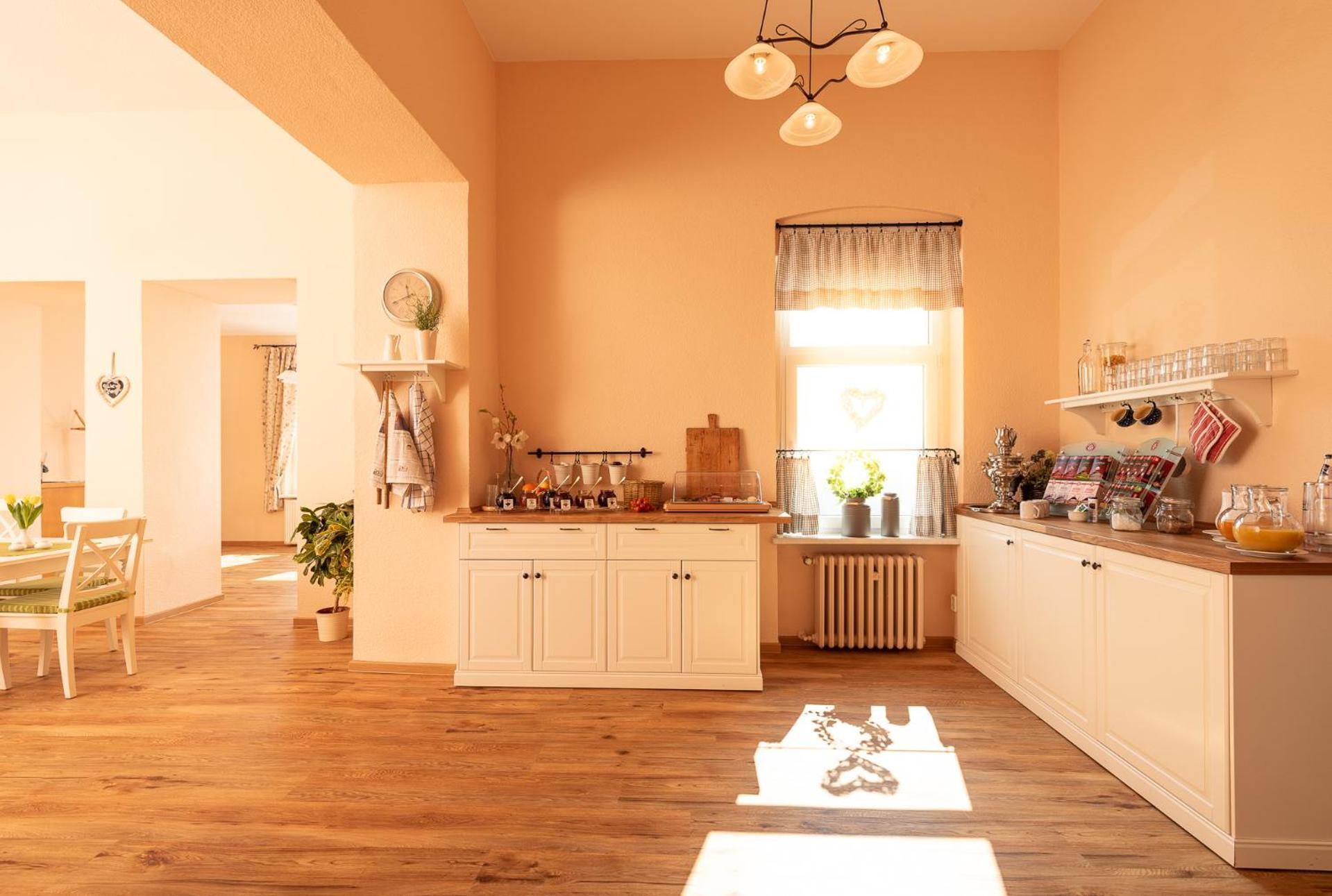 Berghotel Wilhelmsburg Бад Кьозен Екстериор снимка
